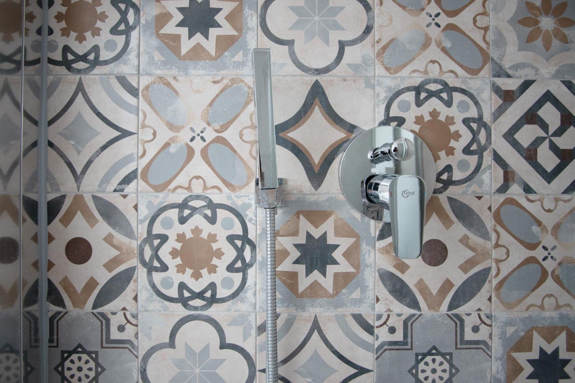 Appartamento Penthouse With Patio & 2 Baths, 10 Min To Duomo